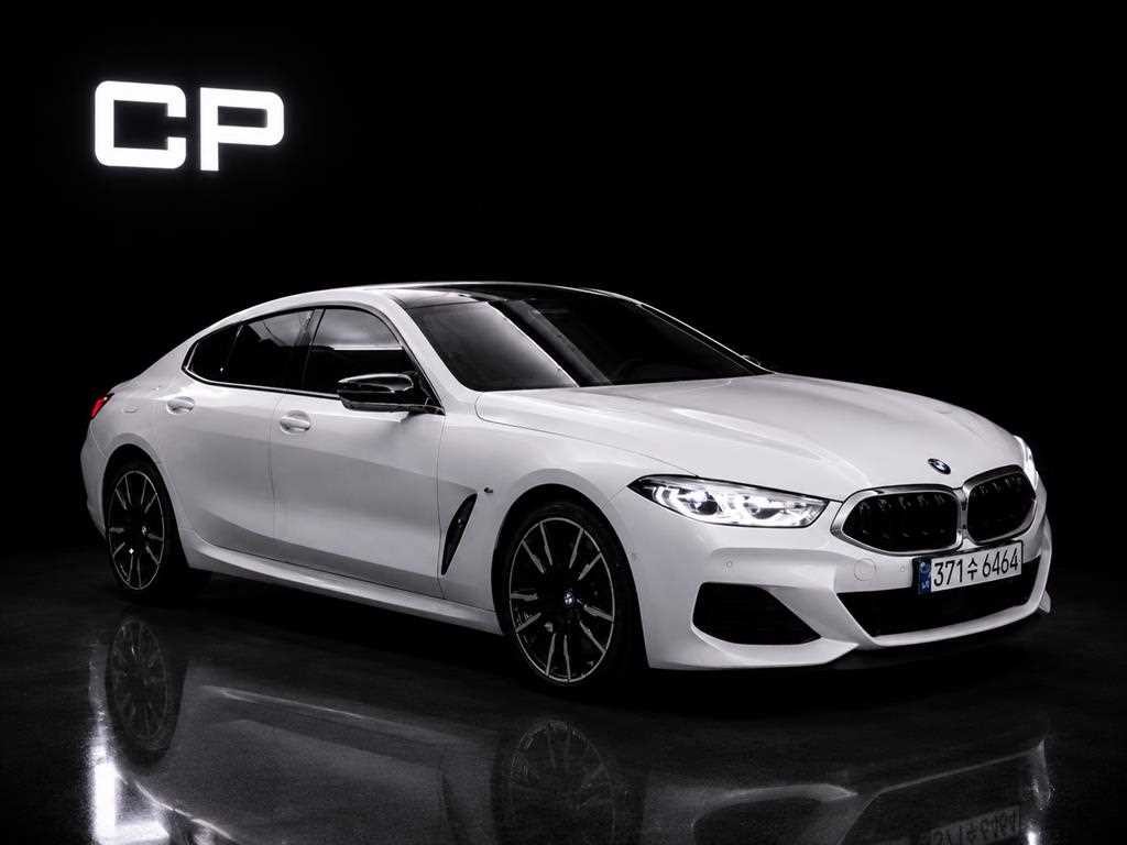 BMW 8시리즈 8시리즈 (G15) M850i xDrive 그란 쿠페 이미지 1