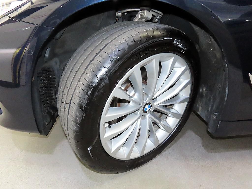 BMW 5시리즈 5시리즈 (G30) 520d 럭셔리 플러스 이미지 20