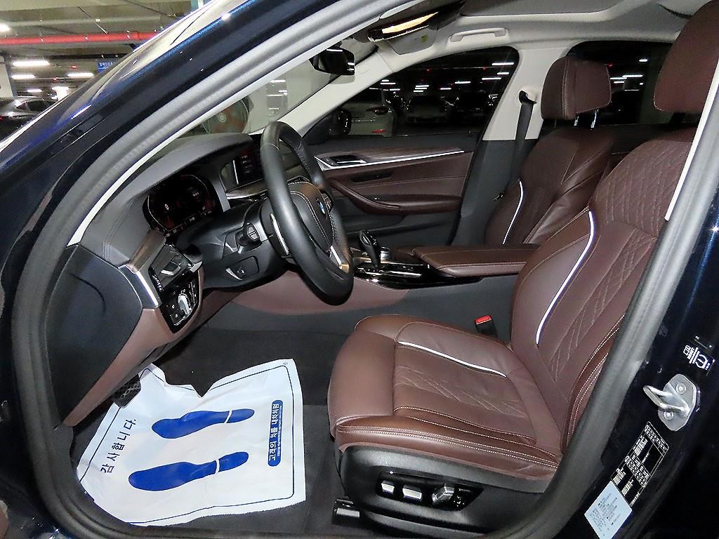 BMW 5시리즈 5시리즈 (G30) 520d 럭셔리 플러스 이미지 6