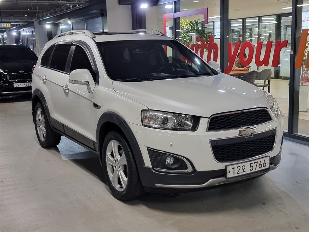 쉐보레 캡티바 2.0 2WD LT 프리미엄 이미지 2