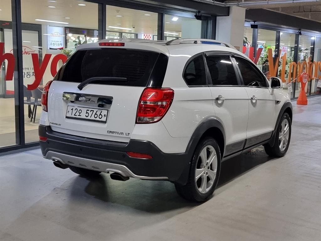 쉐보레 캡티바 2.0 2WD LT 프리미엄 이미지 3