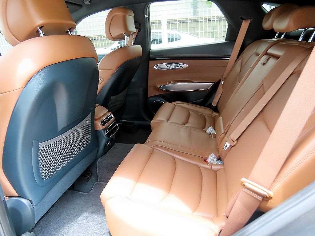 제네시스 GV70 2.5T 가솔린 2WD 이미지 6