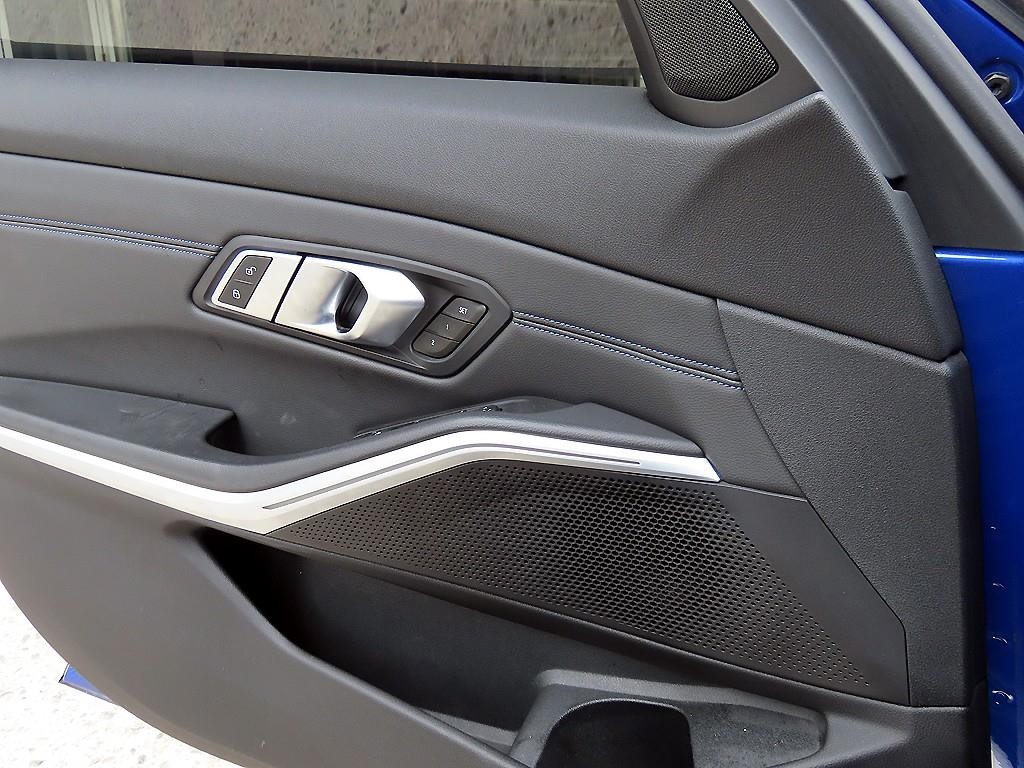 BMW 3시리즈 3시리즈 (G20) 320d M 스포츠 이미지 12