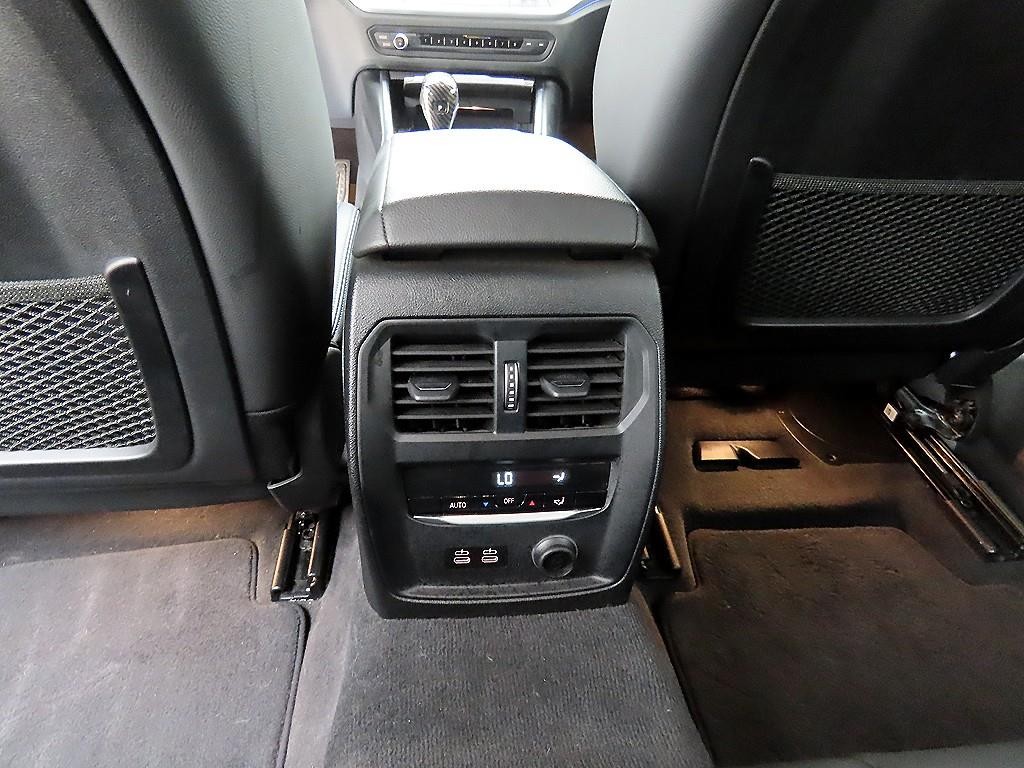 BMW 3시리즈 3시리즈 (G20) 320d M 스포츠 이미지 17