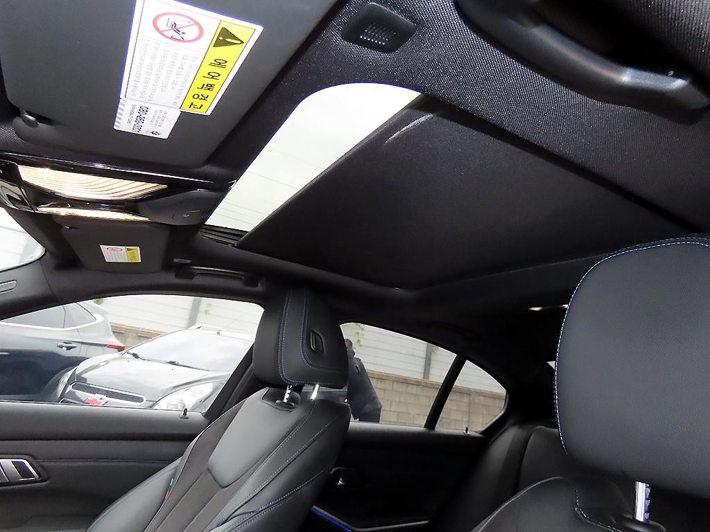 BMW 3시리즈 3시리즈 (G20) 320d M 스포츠 이미지 18