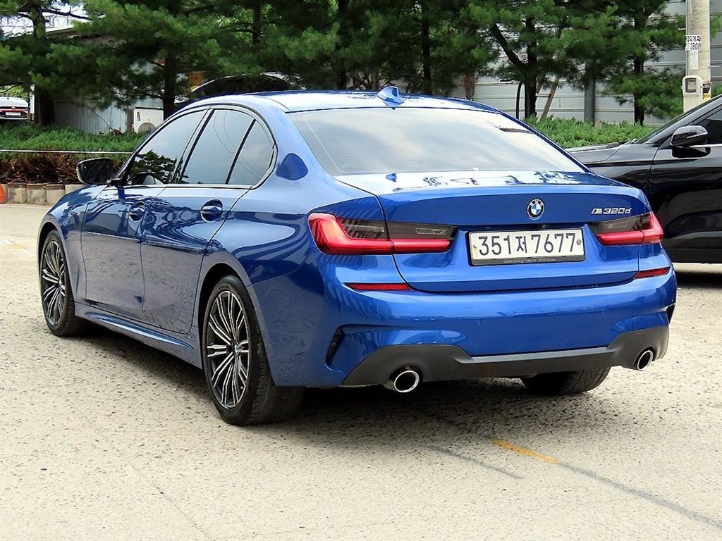 BMW 3시리즈 3시리즈 (G20) 320d M 스포츠 이미지 3
