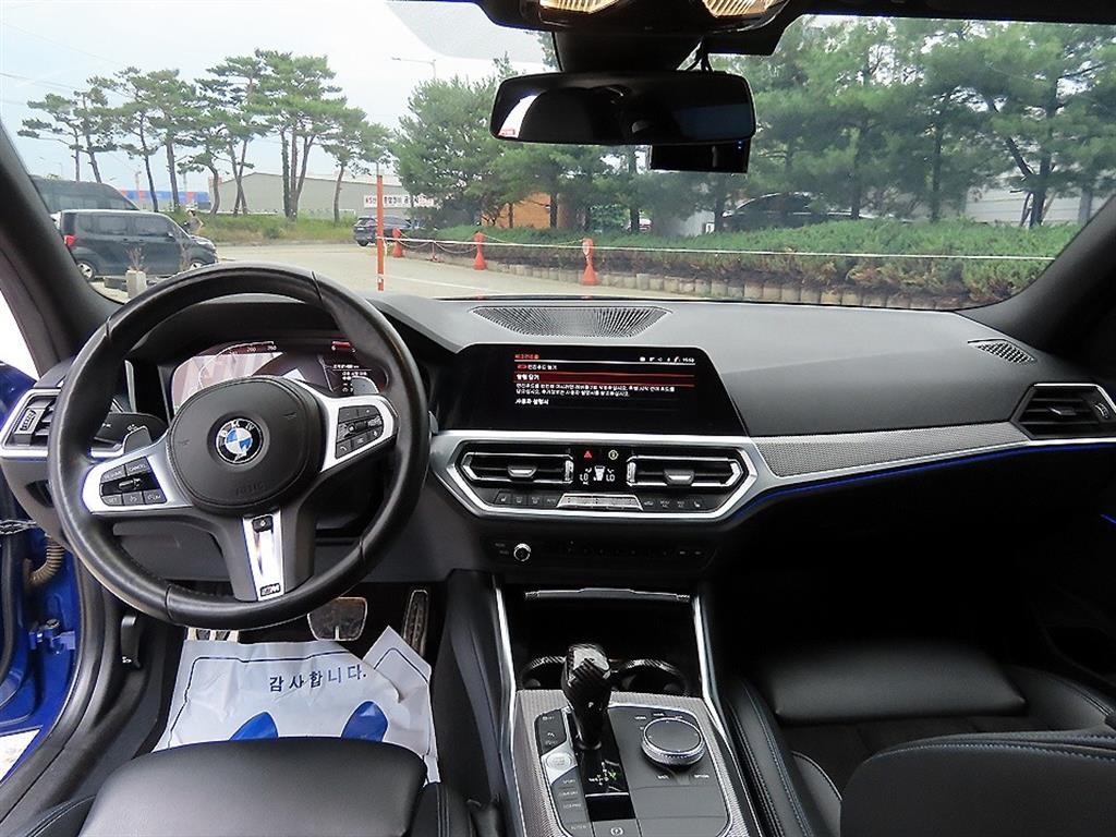 BMW 3시리즈 3시리즈 (G20) 320d M 스포츠 이미지 7