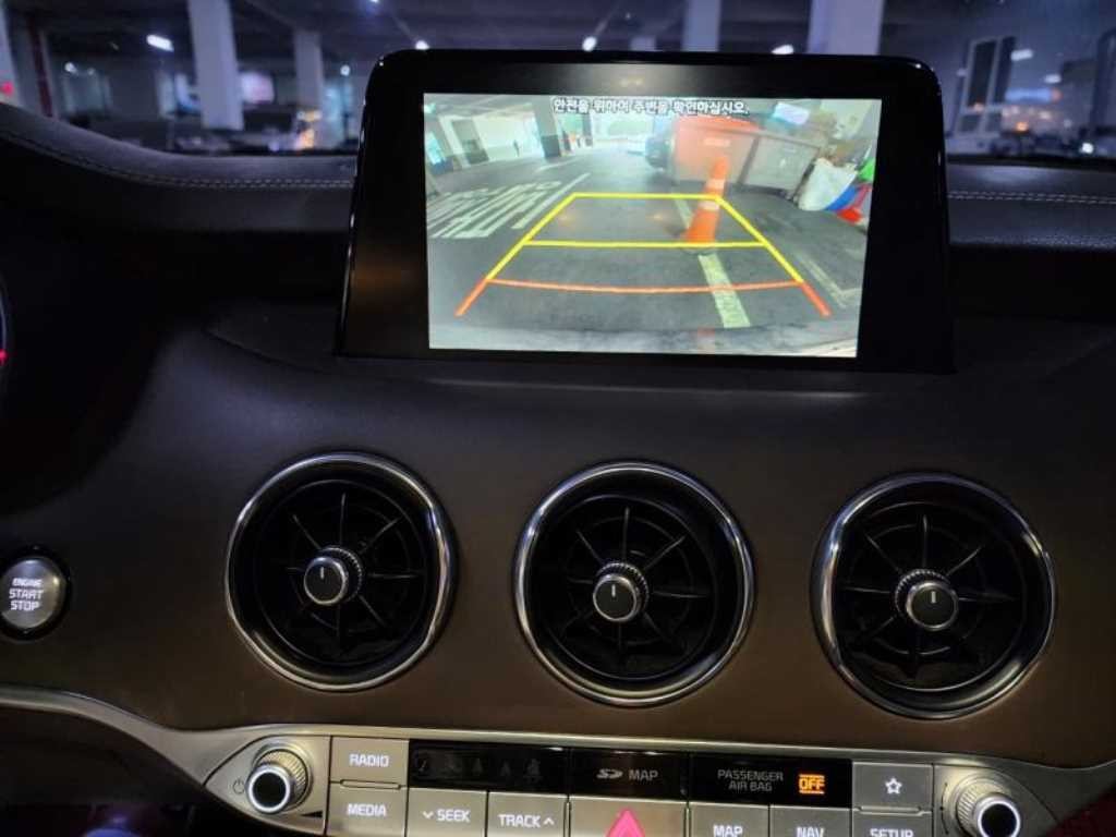 기아 스팅어 가솔린 2.0 터보 AWD 플래티넘 이미지 7