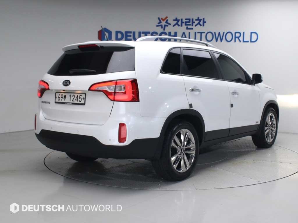 기아 쏘렌토 뉴 쏘렌토 R 4WD 2.0 노블레스 브라운프리미엄 이미지 2