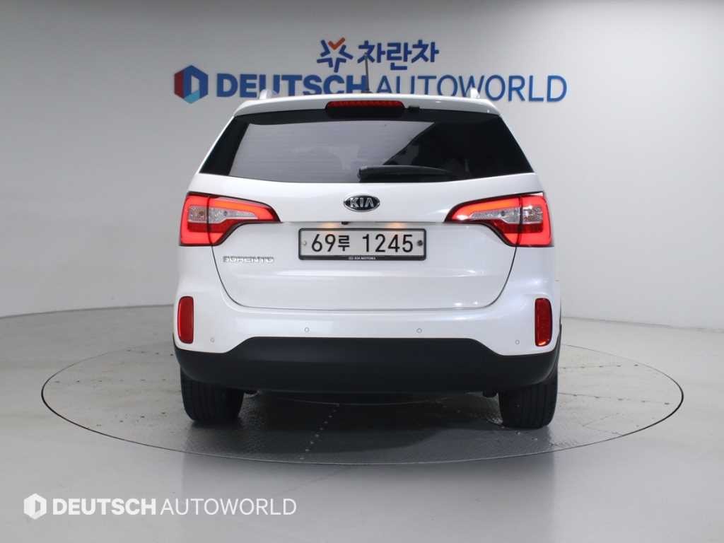 기아 쏘렌토 뉴 쏘렌토 R 4WD 2.0 노블레스 브라운프리미엄 이미지 4