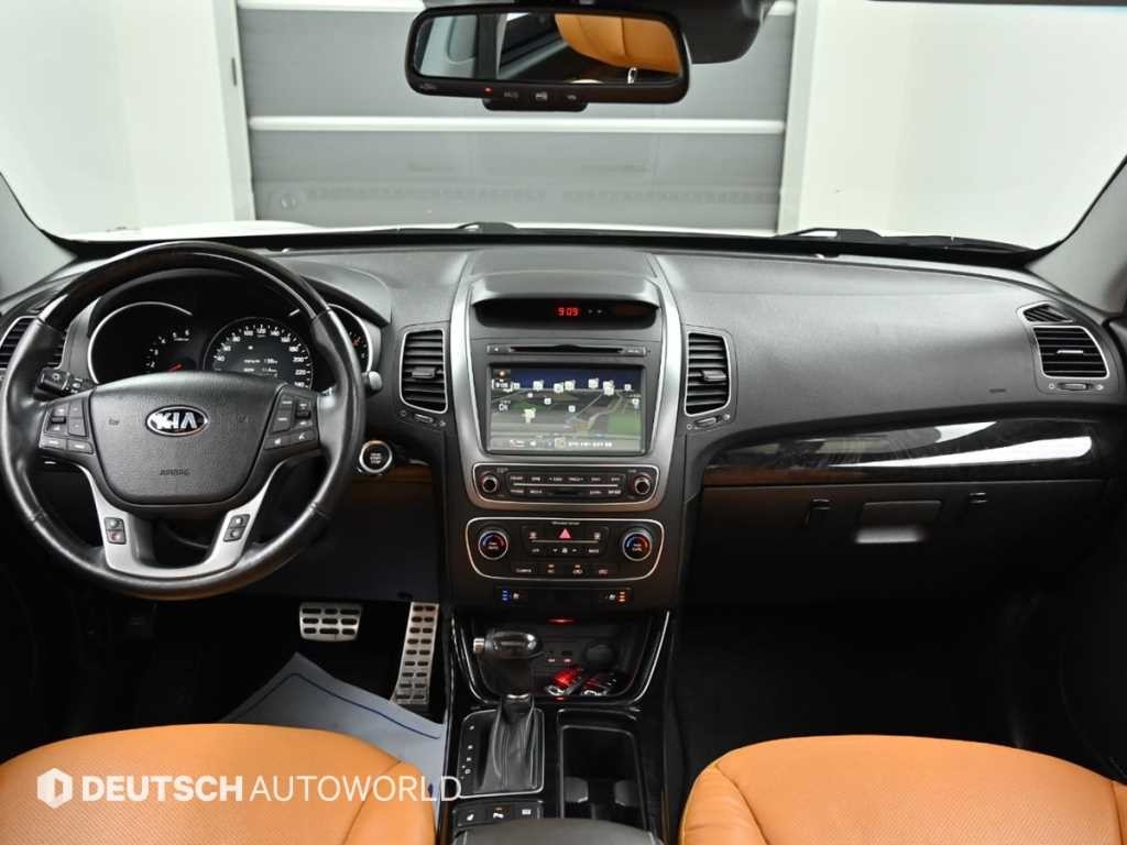기아 쏘렌토 뉴 쏘렌토 R 4WD 2.0 노블레스 브라운프리미엄 이미지 7