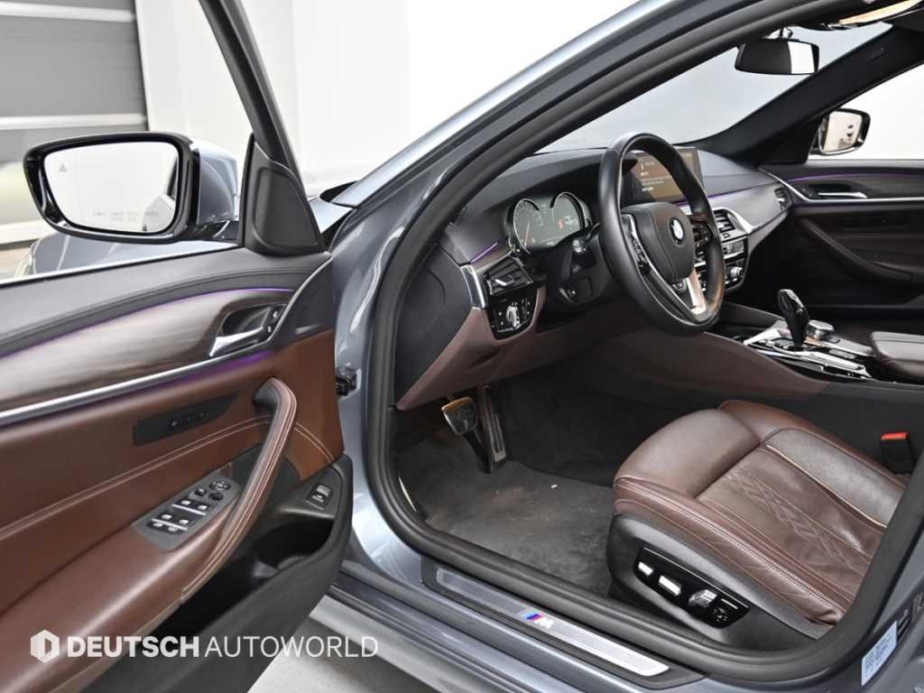 BMW 5시리즈 5시리즈 (G30) 520d M 스포츠 플러스 이미지 11