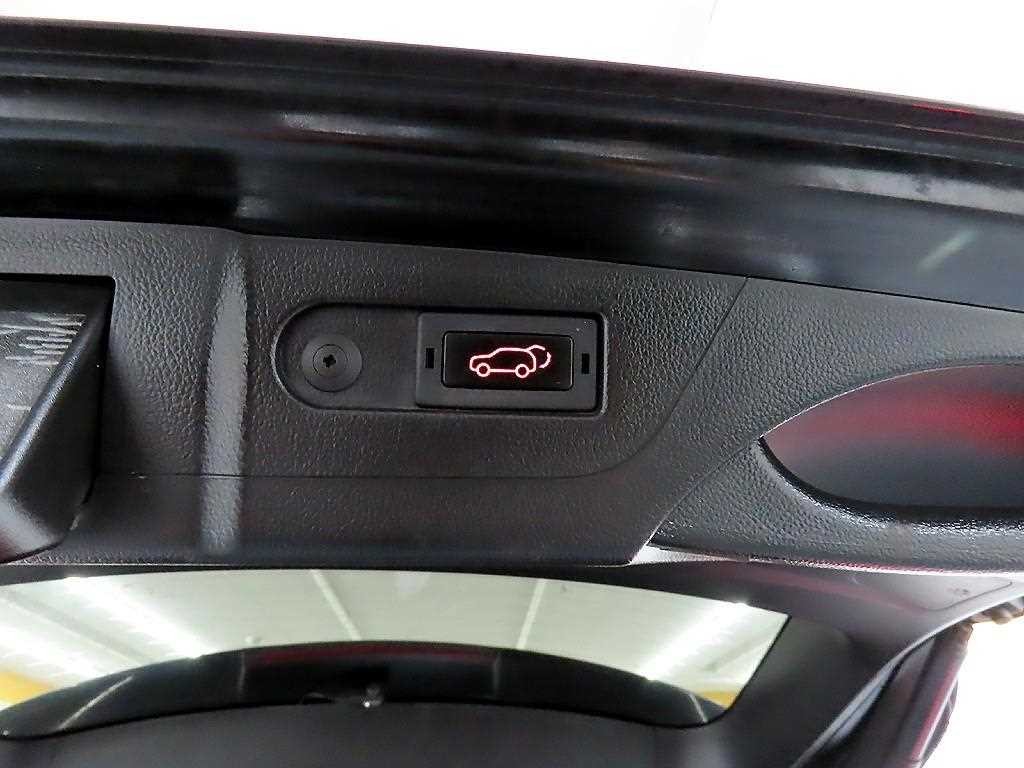KG모빌리티(쌍용) 렉스턴 G4렉스턴 디젤 2.2 4WD 마제스티 스페셜 이미지 18