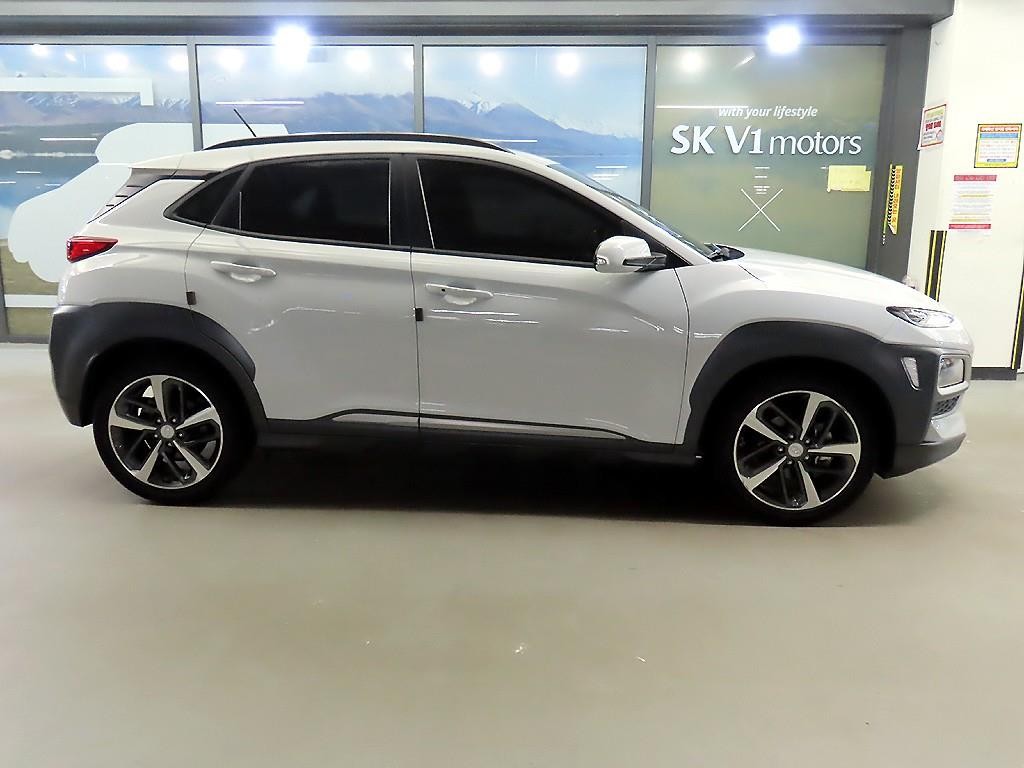 현대 코나 디젤 1.6 2WD 프리미엄 이미지 3