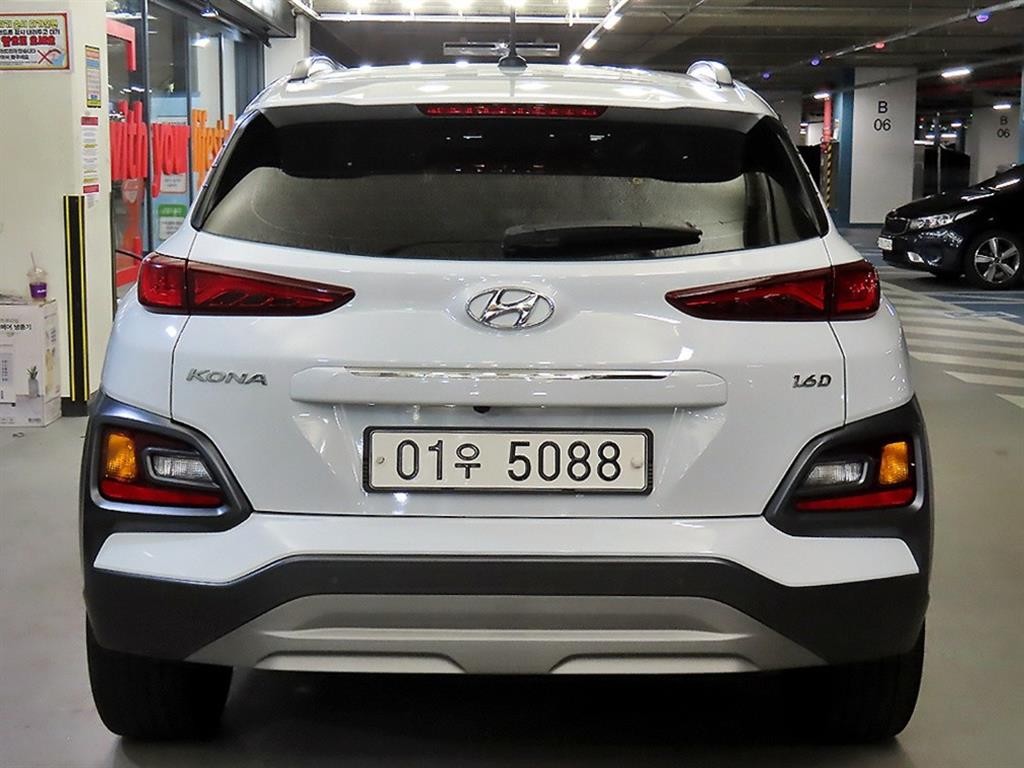 현대 코나 디젤 1.6 2WD 프리미엄 이미지 5