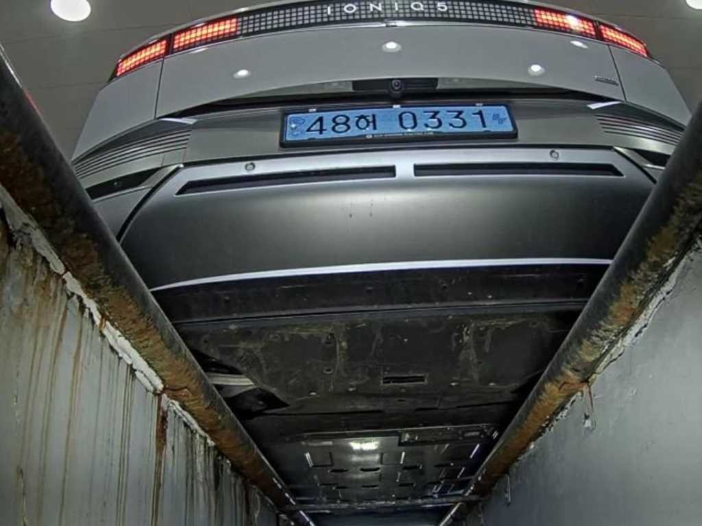 현대 아이오닉 5 롱 레인지 4WD 프레스티지 이미지 5