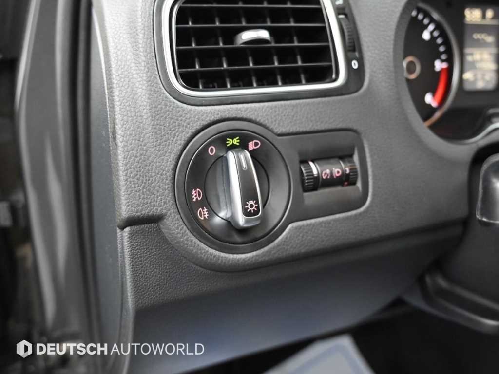 폭스바겐 폴로 1.6 TDI R-LINE 이미지 16