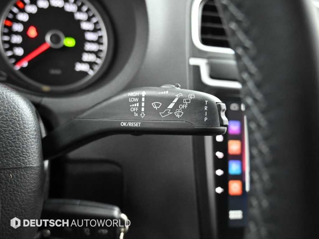 폭스바겐 폴로 1.6 TDI R-LINE 이미지 17