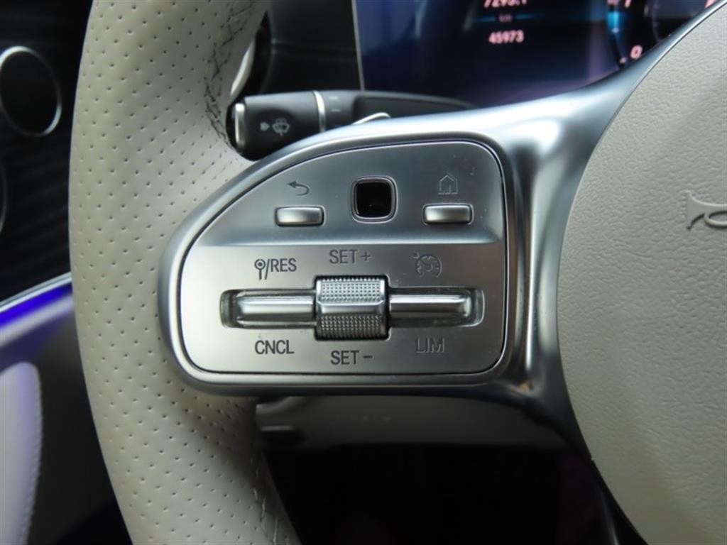 벤츠 E 클래스 E-클래스 W213 E220d 카브리올레 이미지 11