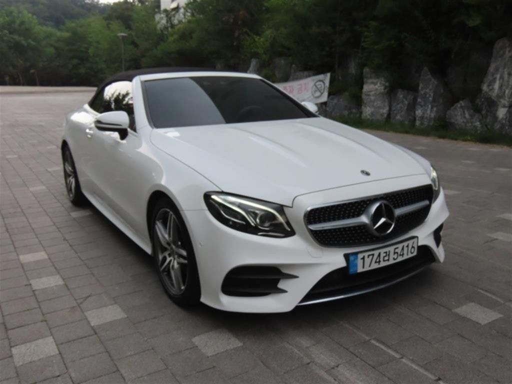 벤츠 E 클래스 E-클래스 W213 E220d 카브리올레 이미지 2