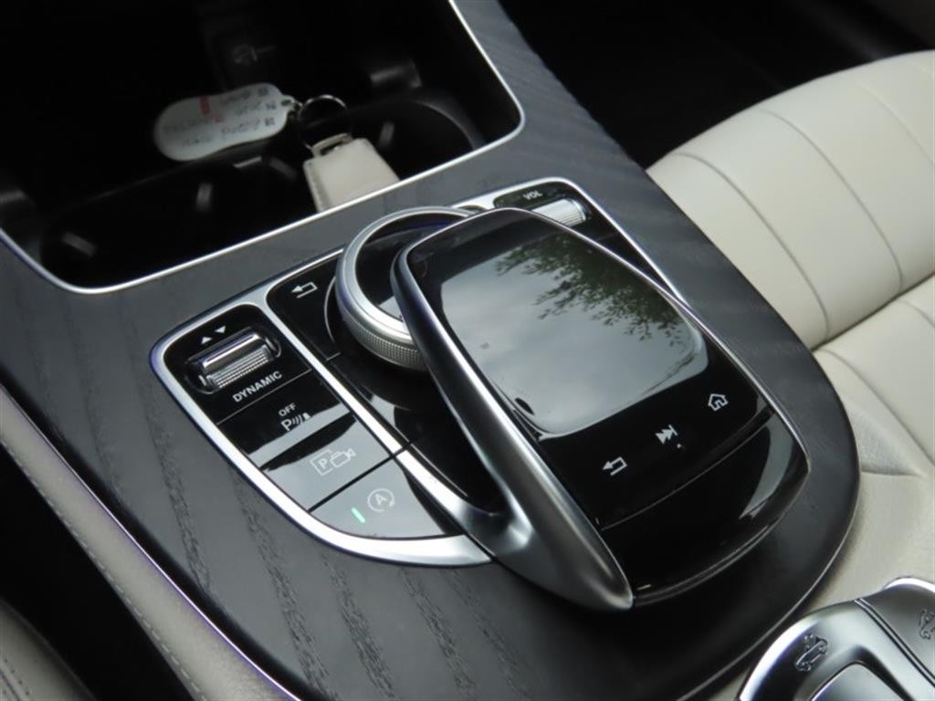 벤츠 E 클래스 E-클래스 W213 E220d 카브리올레 이미지 6