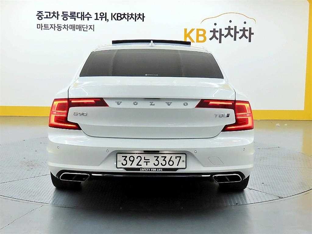볼보 S90 T8 AWD 엑설런스 이미지 3