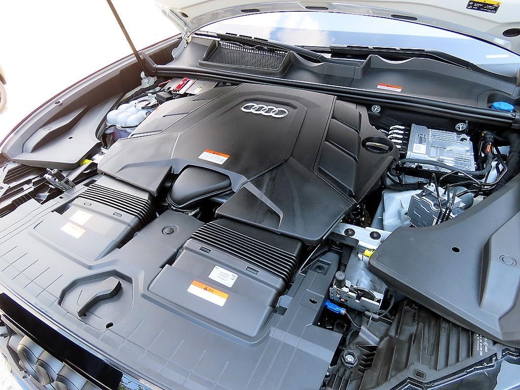 아우디 Q8 55 TFSI 콰트로 프리미엄 이미지 19