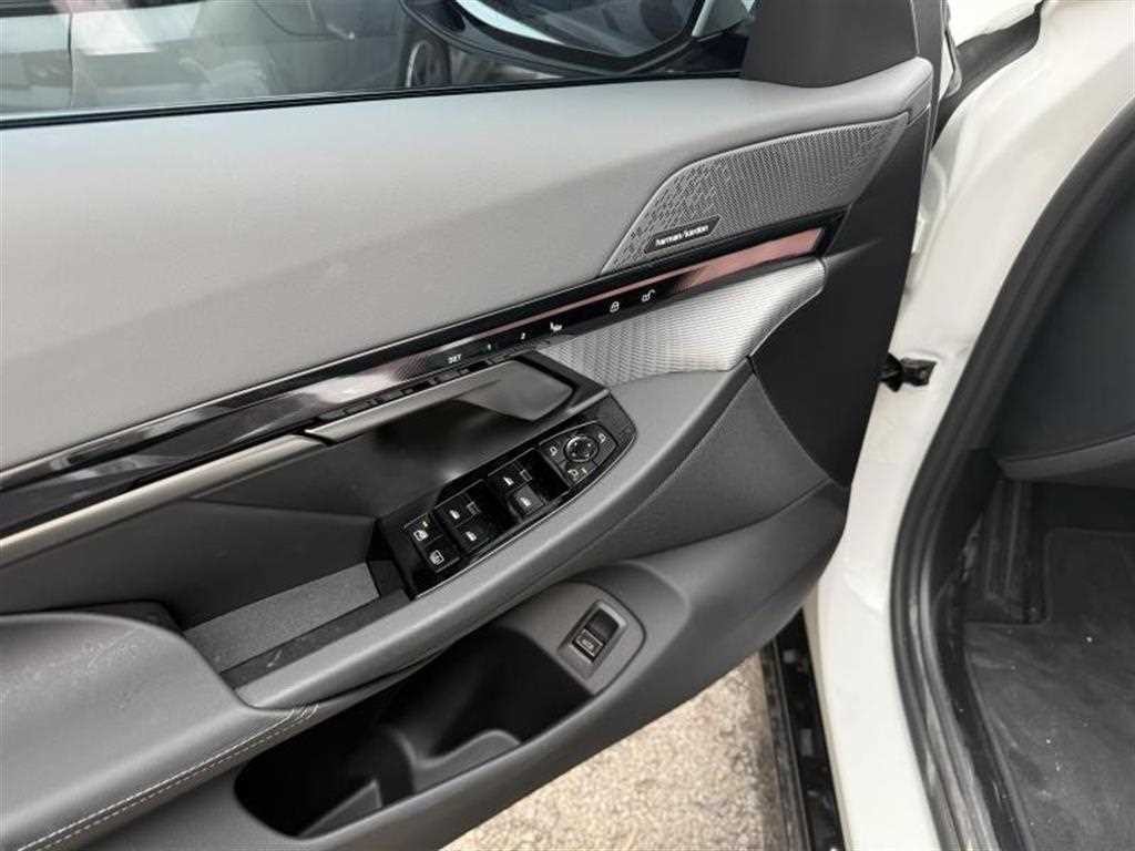 BMW 5시리즈 5시리즈 (G60) 530i xDrive M 스포츠 이미지 10