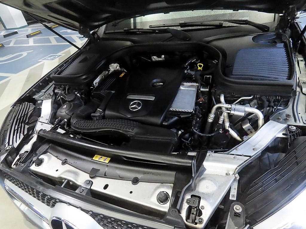 벤츠 GLC 클래스 GLC클래스 X253 GLC 300 4MATIC 쿠페 이미지 19