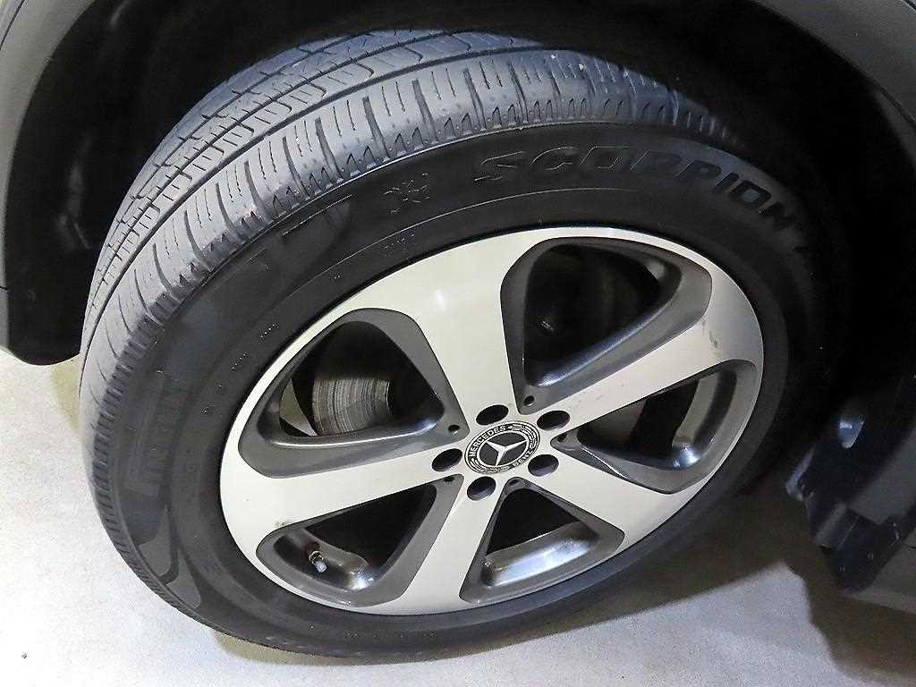 벤츠 GLC 클래스 GLC클래스 X253 GLC 300 4MATIC 쿠페 이미지 20