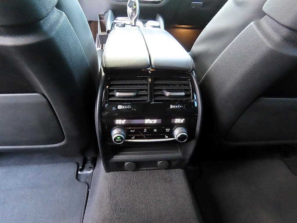 BMW 5시리즈 5시리즈 (G30) 530i M 스포츠 플러스 이미지 16