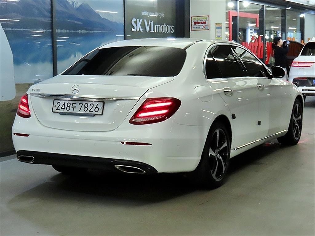 벤츠 E 클래스 E-클래스 W213 E250 아방가르드 이미지 4