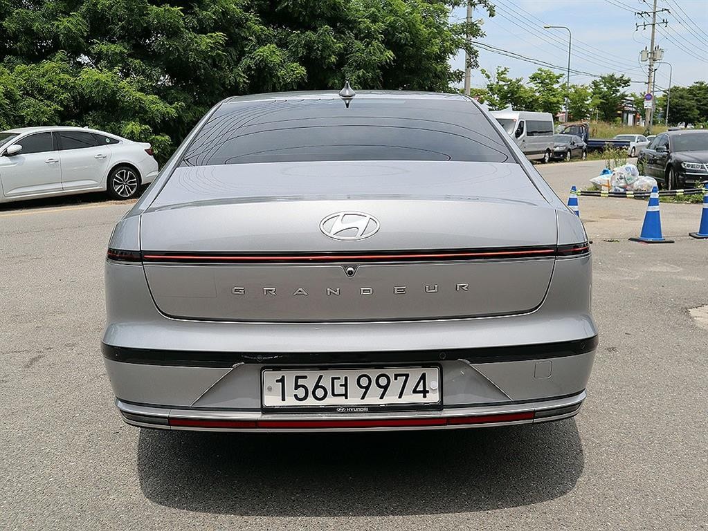 현대 그랜저 그랜저 (GN7) LPG 3.5 2WD (택시형) 고급형 이미지 3