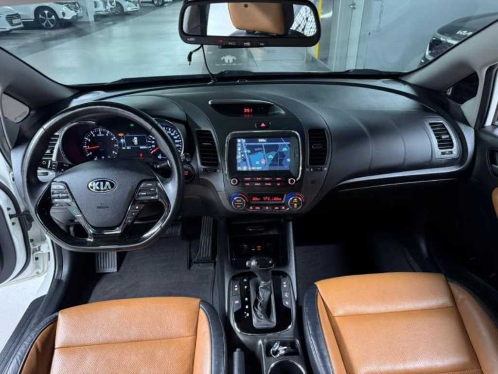 기아 K3 더뉴 K3 1.6 GDI 프레스티지 스페셜 이미지 18