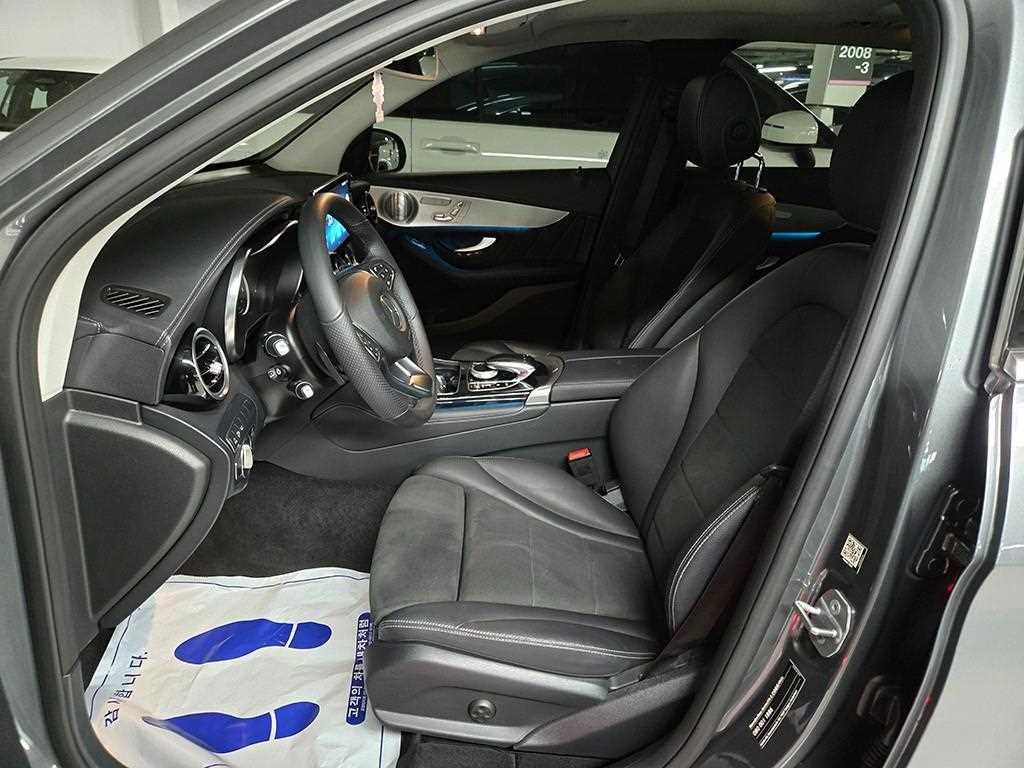 벤츠 GLC 클래스 GLC클래스 X253 GLC 300 4MATIC AMG LINE 이미지 5
