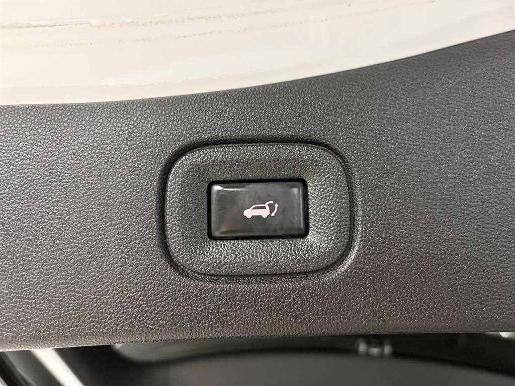르노코리아(삼성) QM6 더뉴QM6 가솔린 2.0 GDe 프리미에르 2WD 이미지 16