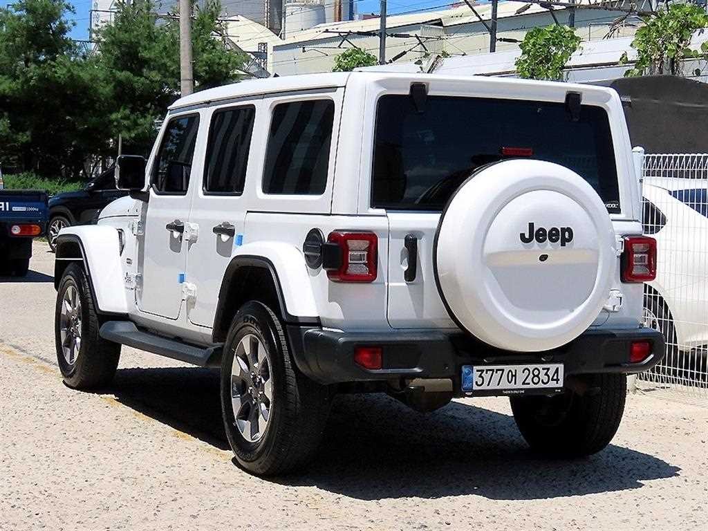 지프 랭글러 랭글러 (JL) 2.0 오버랜드 4도어 파워탑 이미지 3