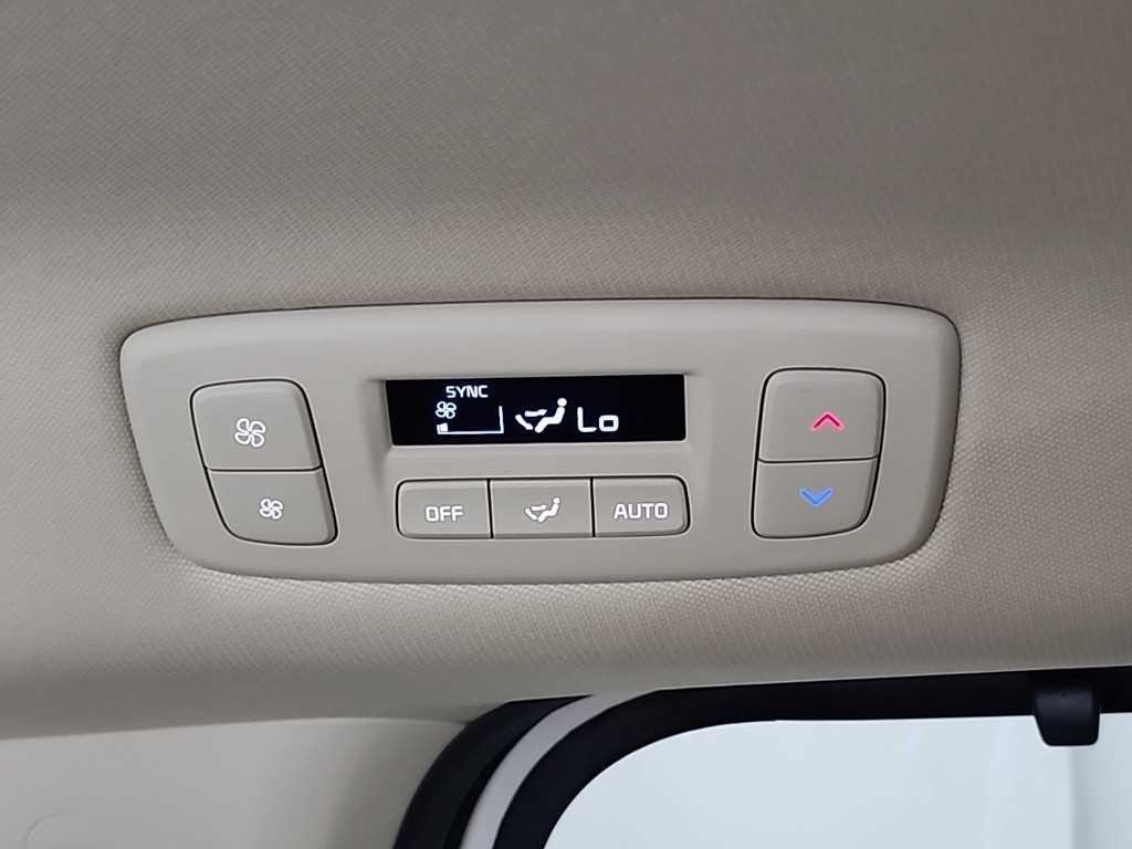 기아 카니발 카니발 4세대 디젤 7인승 시그니처 이미지 14