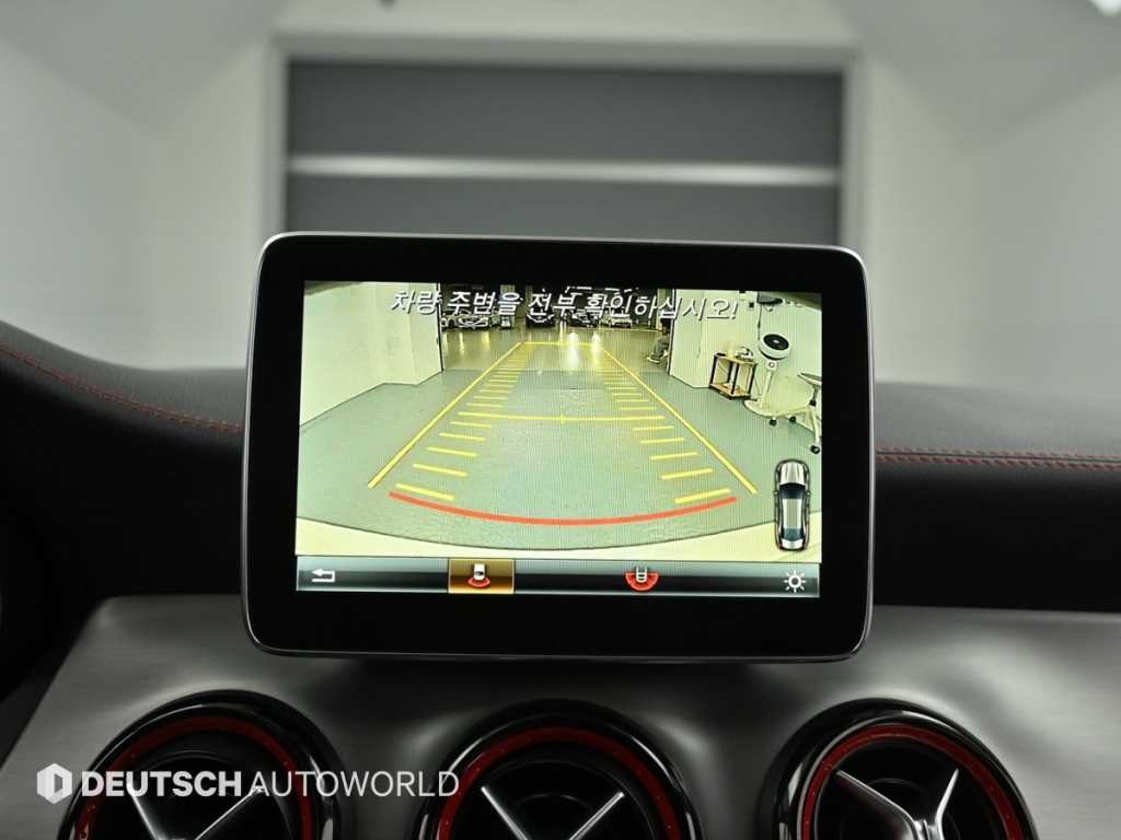 벤츠 CLA 클래스 CLA클래스 CLA 45 AMG 4MATIC 이미지 15