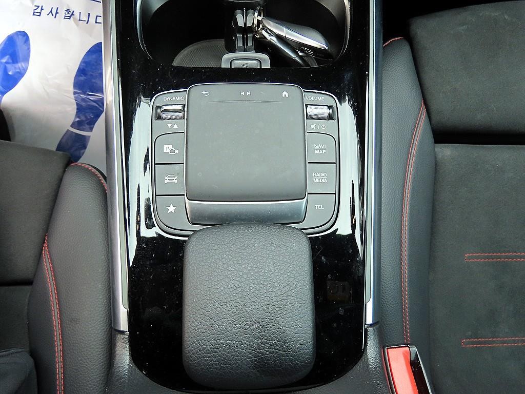 벤츠 GLA 클래스 GLA클래스 H247 GLA250 4MATIC 이미지 12
