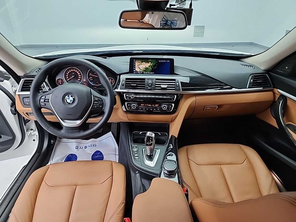 BMW 그란투리스모 3시리즈 GT (F34) GT 320D 럭셔리 이미지 7