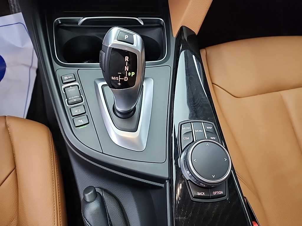 BMW 그란투리스모 3시리즈 GT (F34) GT 320D 럭셔리 이미지 8