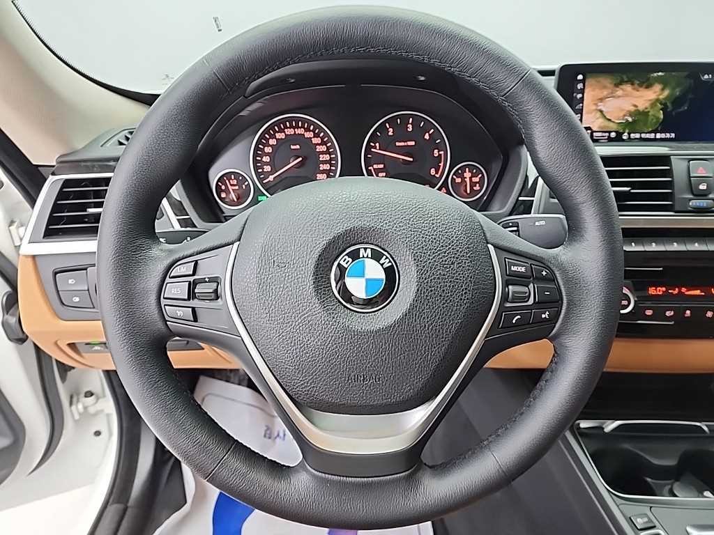 BMW 그란투리스모 3시리즈 GT (F34) GT 320D 럭셔리 이미지 9