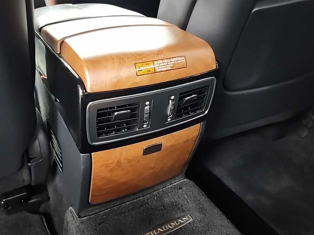 KG모빌리티(쌍용) 체어맨 뉴체어맨W 가솔린 4WD CW600 4TRONIC 프레스티지 이미지 14