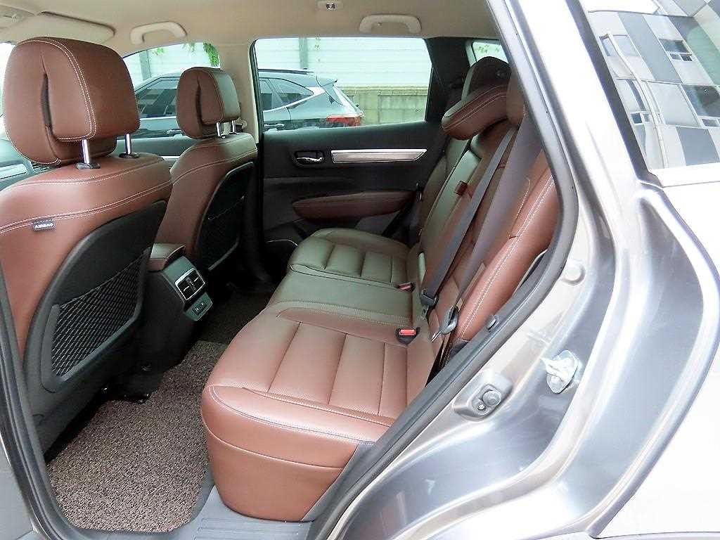 르노코리아(삼성) QM6 더뉴QM6 가솔린 2.0 GDe RE 2WD 이미지 6