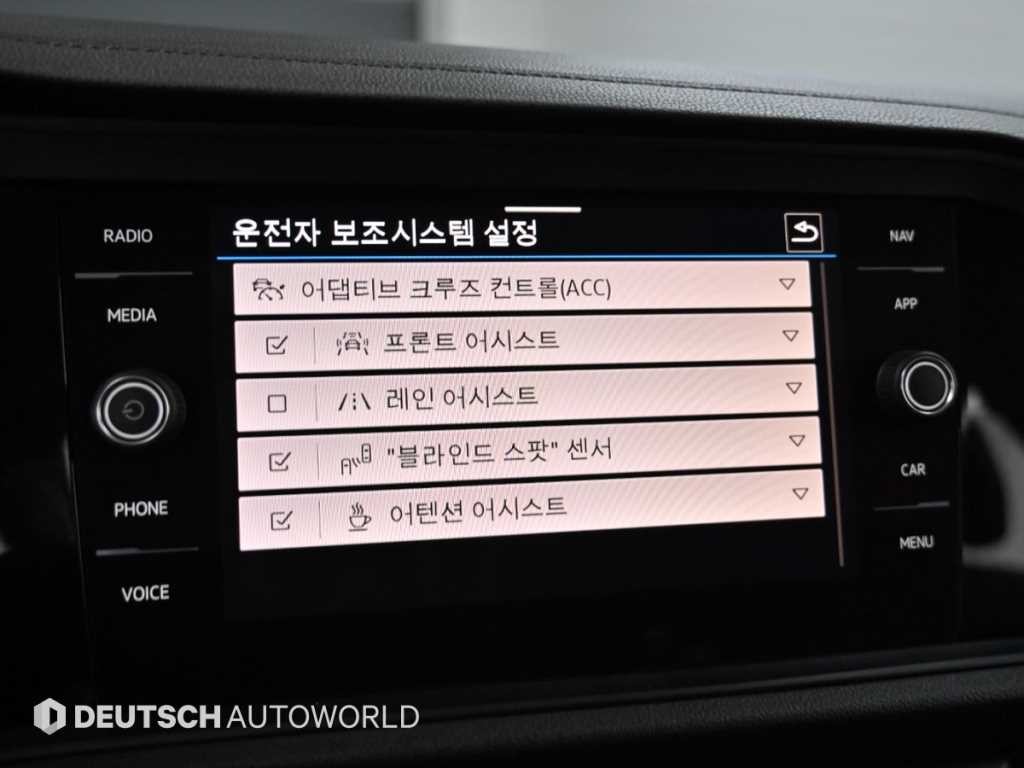 폭스바겐 제타 올 뉴 제타 1.4 TSI 프레스티지 이미지 17