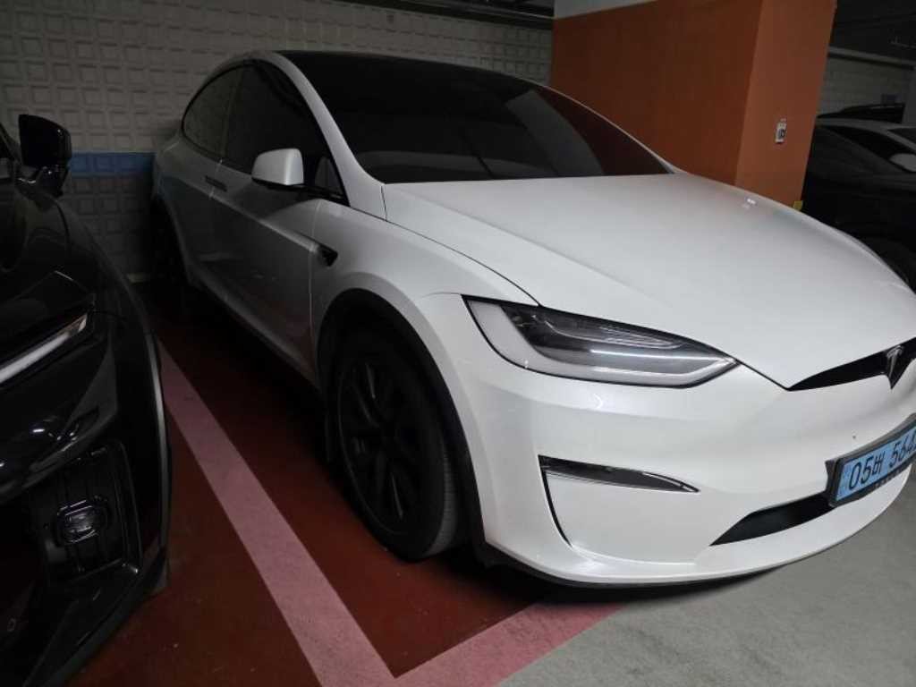 테슬라 모델 X AWD 이미지 2