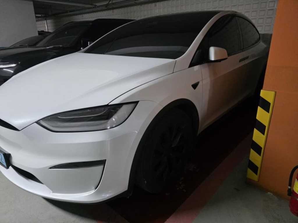 테슬라 모델 X AWD 이미지 3