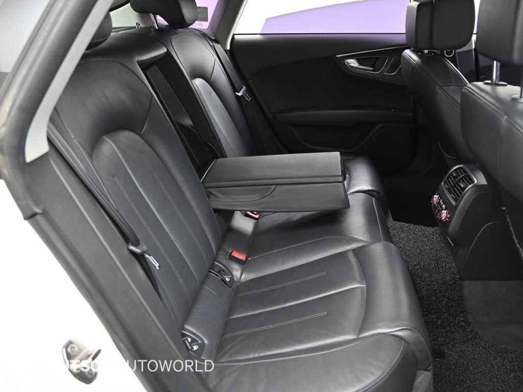 아우디 A7 45 TDI 콰트로 다이나믹 이미지 12