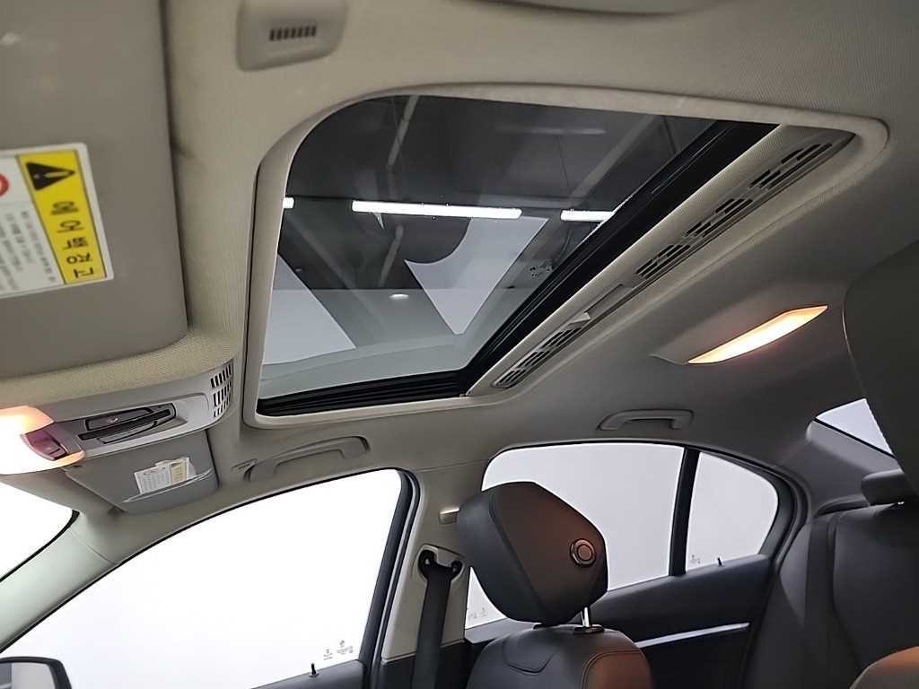 BMW 3시리즈 3시리즈 (F30) 320i 럭셔리 이미지 14